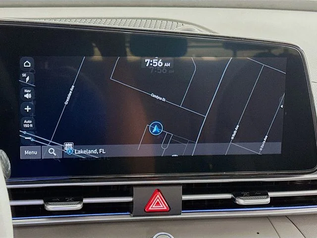 New 2025 Hyundai ELANTRA SEL Convenience