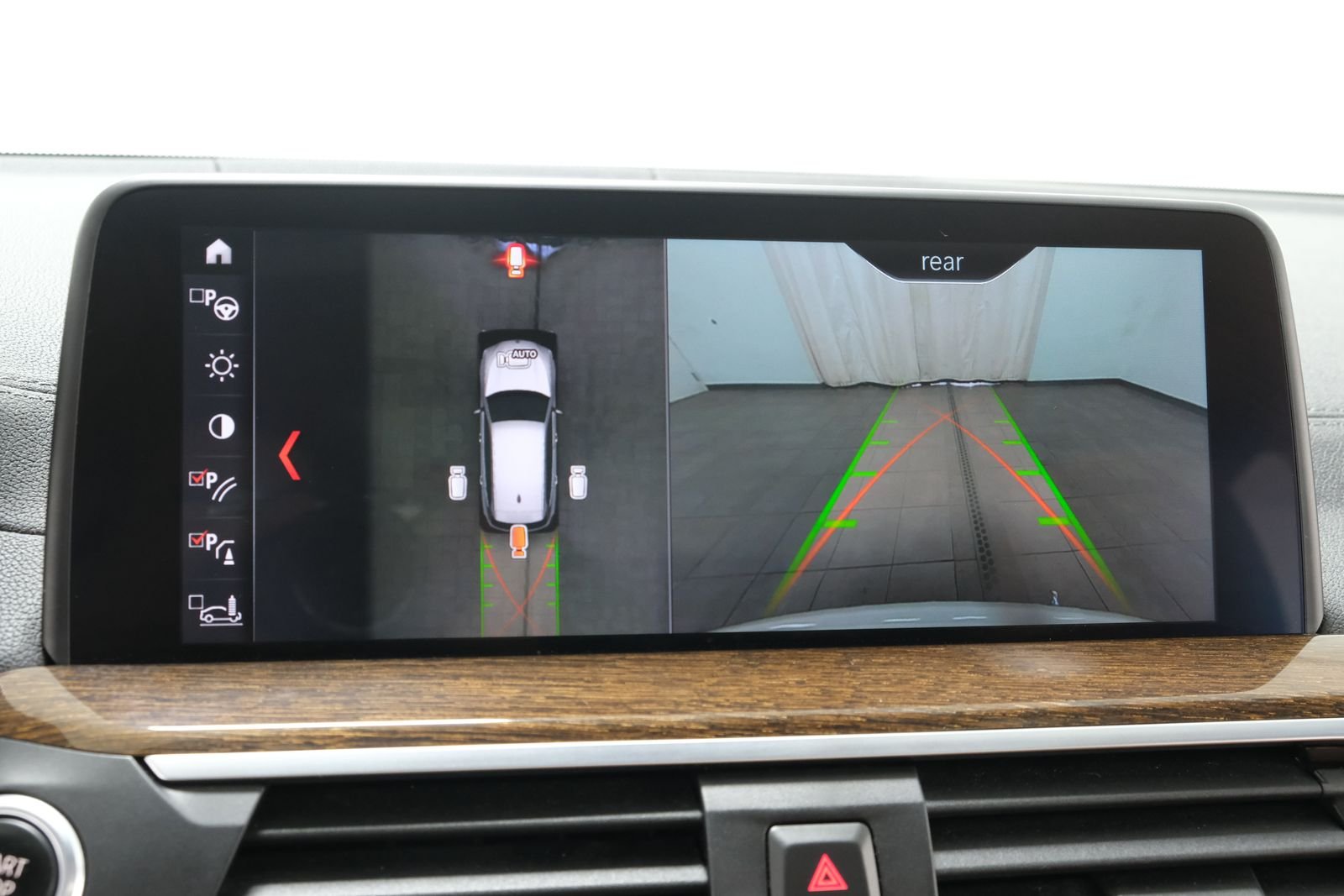 Used 2019 Alpine White BMW M40i image 21