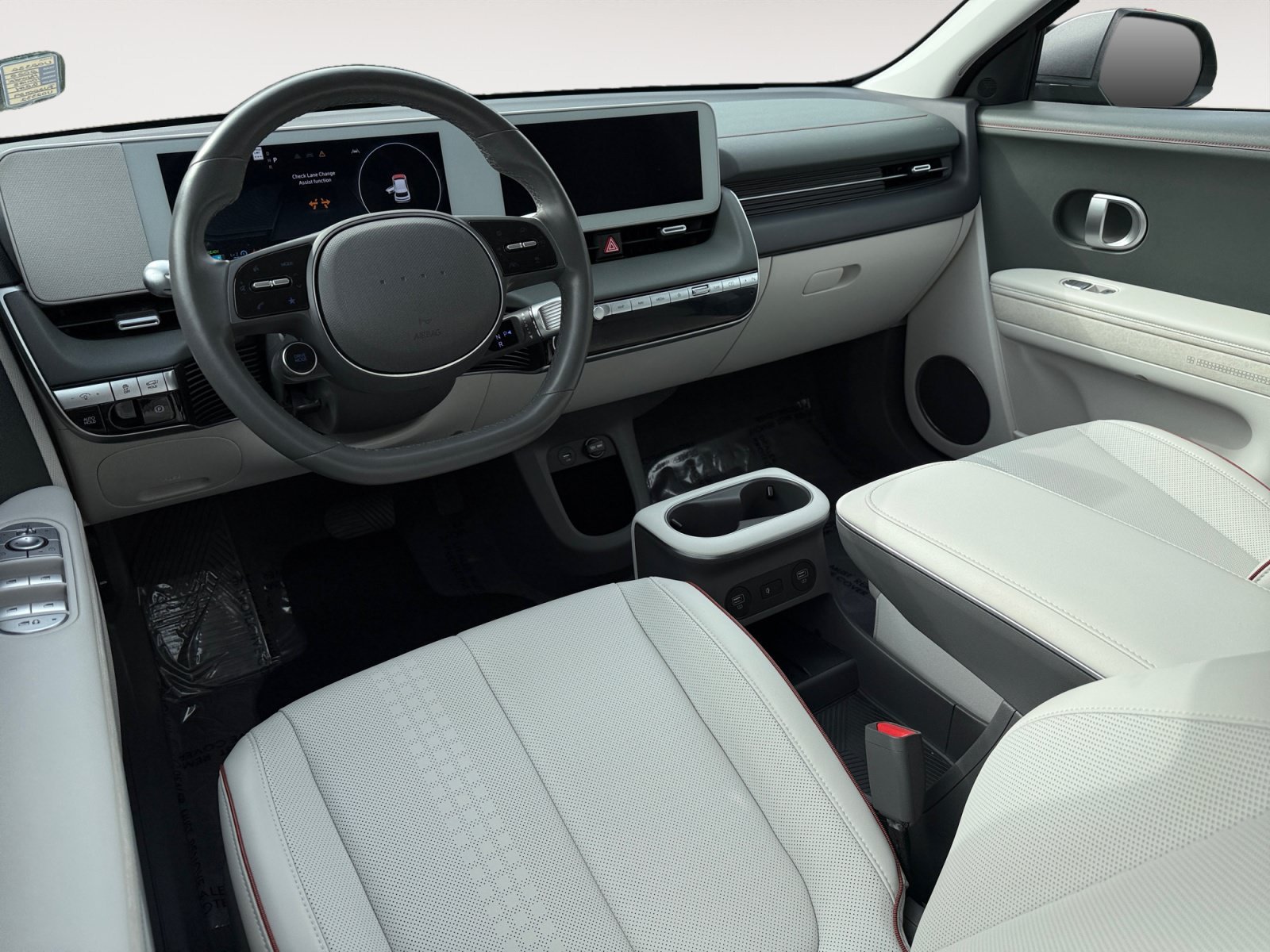Used 2023 Gray Hyundai SEL image 15