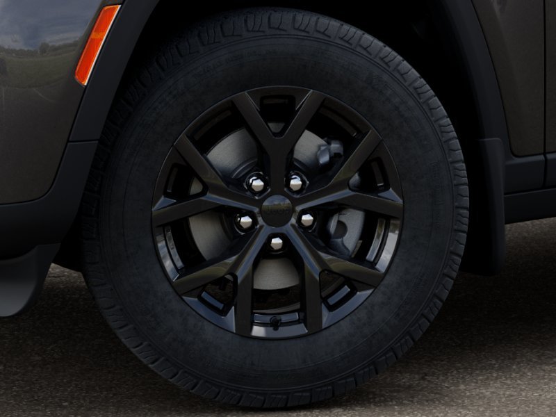 New 2026 Baltic Gray Metallic Clear-Coat Exterior Paint Jeep Altitude image 34