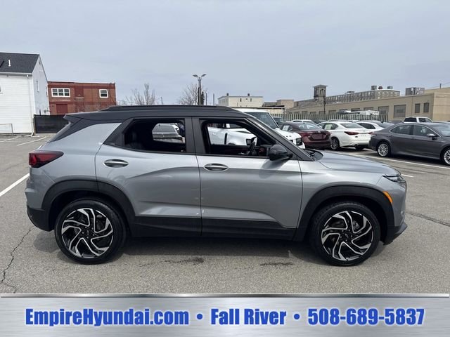 Used 2024 Sterling Gray Metallic Chevrolet RS image 3