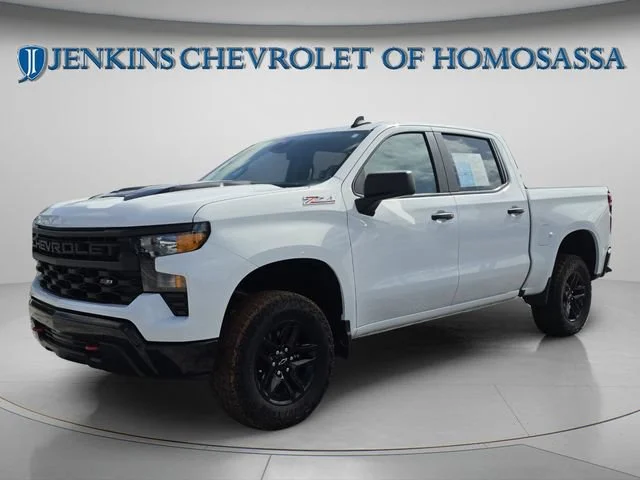 Used 2024 Summit White Chevrolet Custom Trail Boss image 10