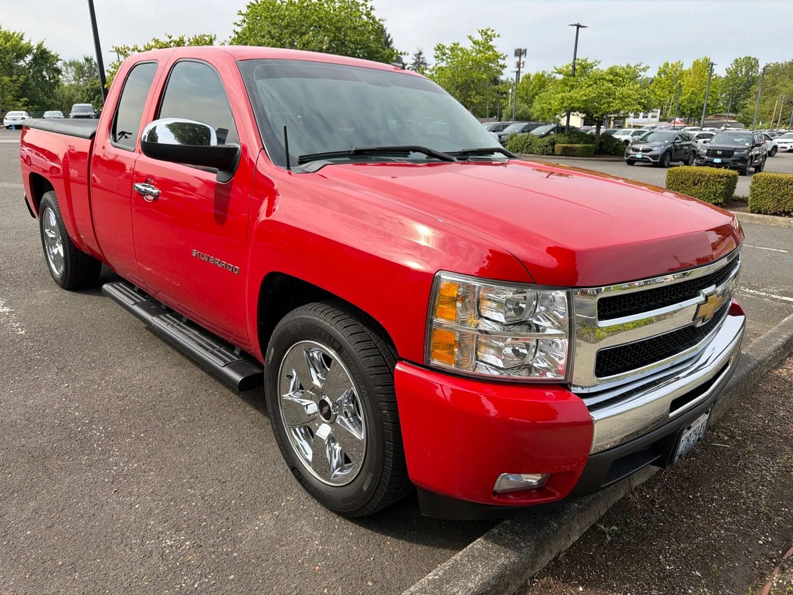 Used 2011 Victory Red Chevrolet LT image 3