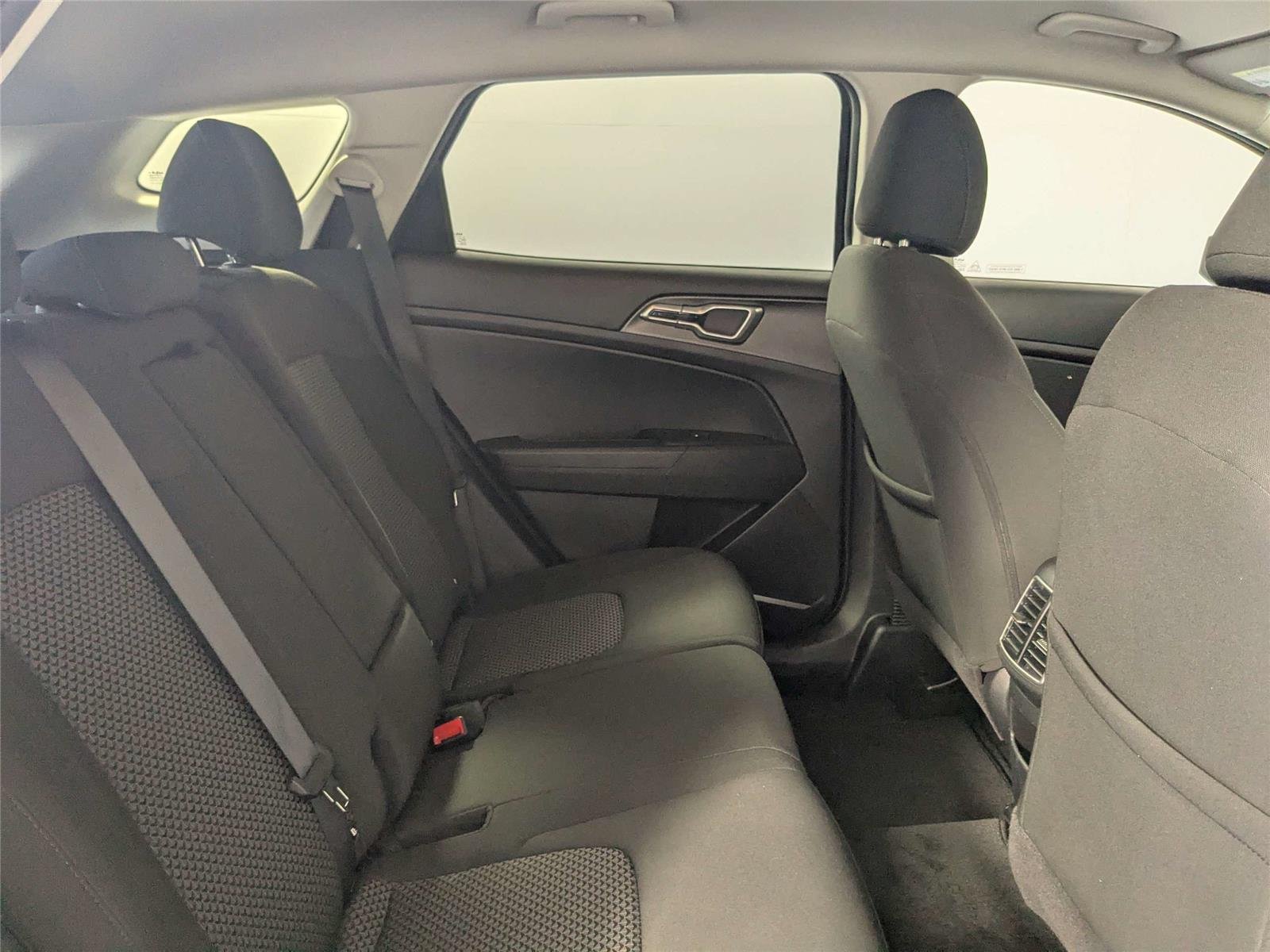Used 2024 Fusion Black Kia LX image 27
