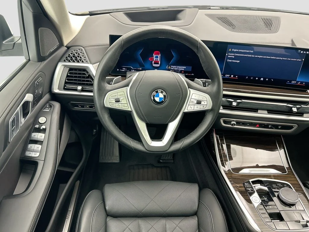 Used 2026 White BMW xDrive40i image 10