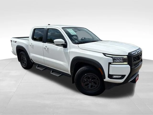 Used 2025 White Nissan PRO-X image 1