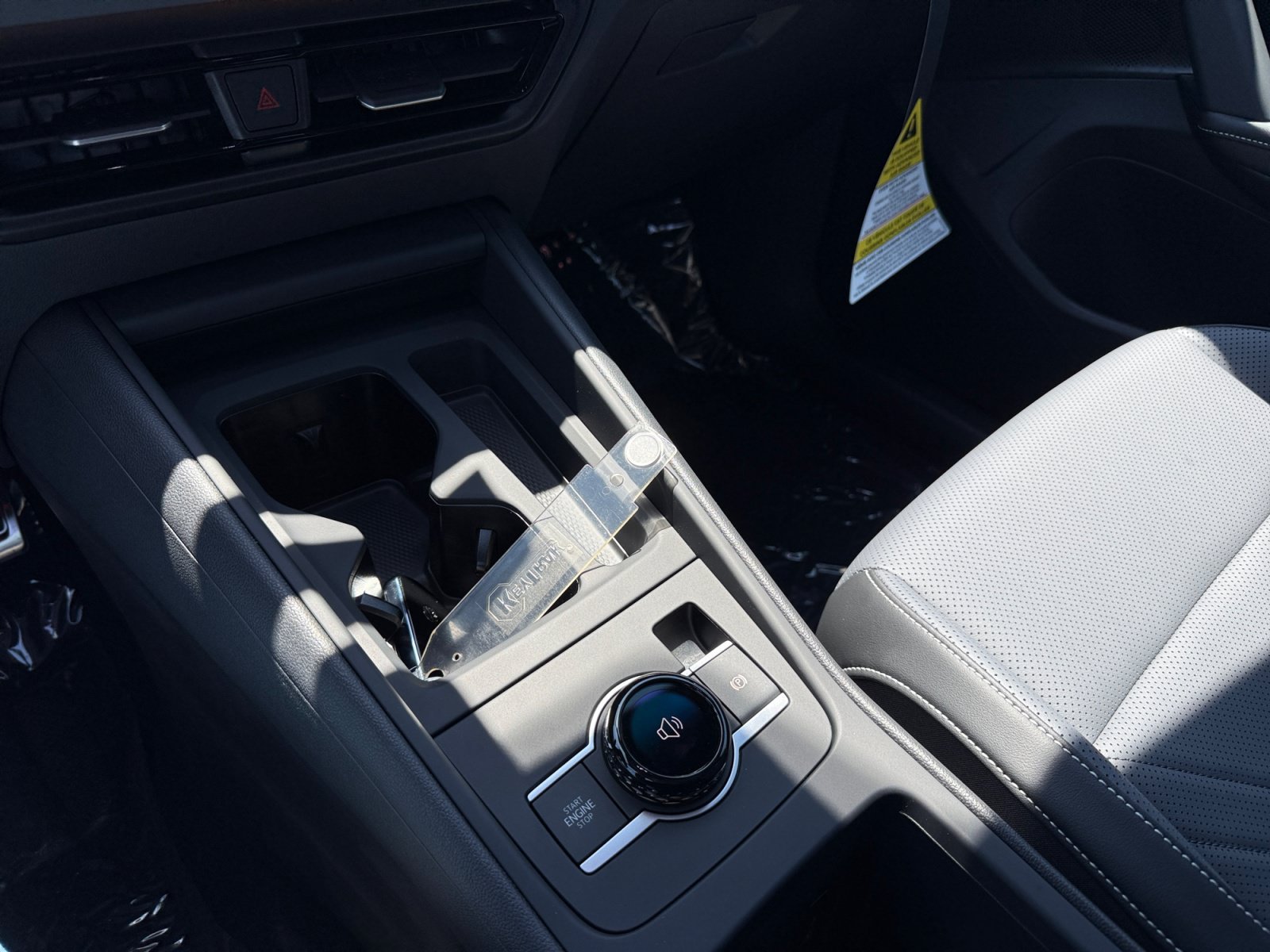 New 2026 Opal White Pearl Volkswagen SE R-Line Black image 13
