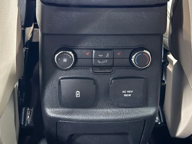 Used 2018 White Ford Limited image 36