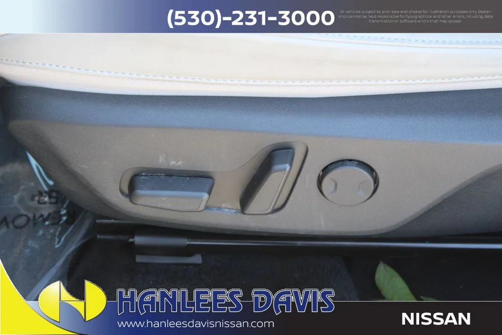 Used 2023 Gray Kia Wind image 14