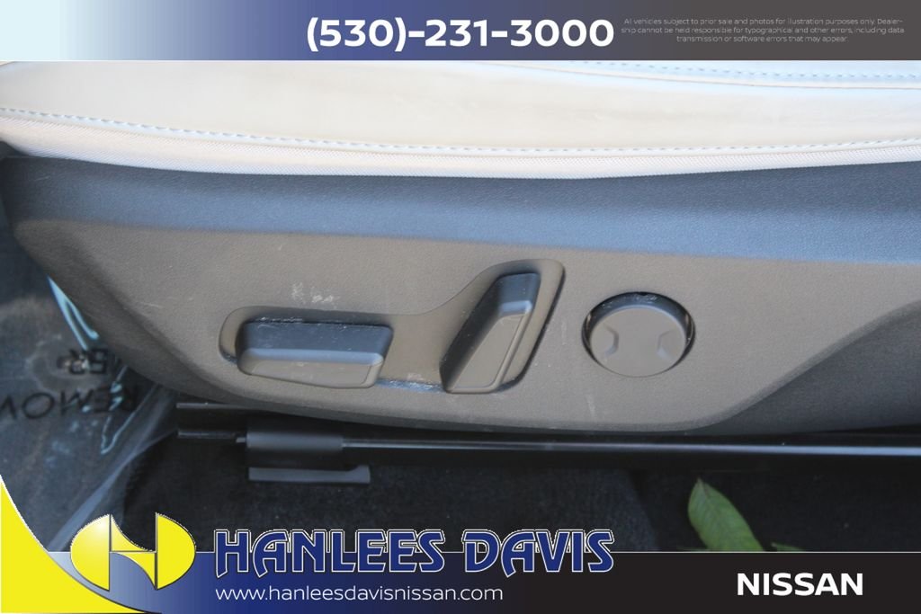 Used 2023 Gray Kia Wind image 14