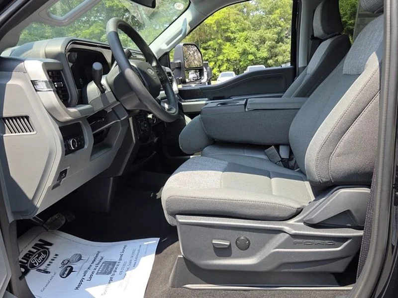 New 2026 Agate Black Metallic Ford F-250® XLT image 6