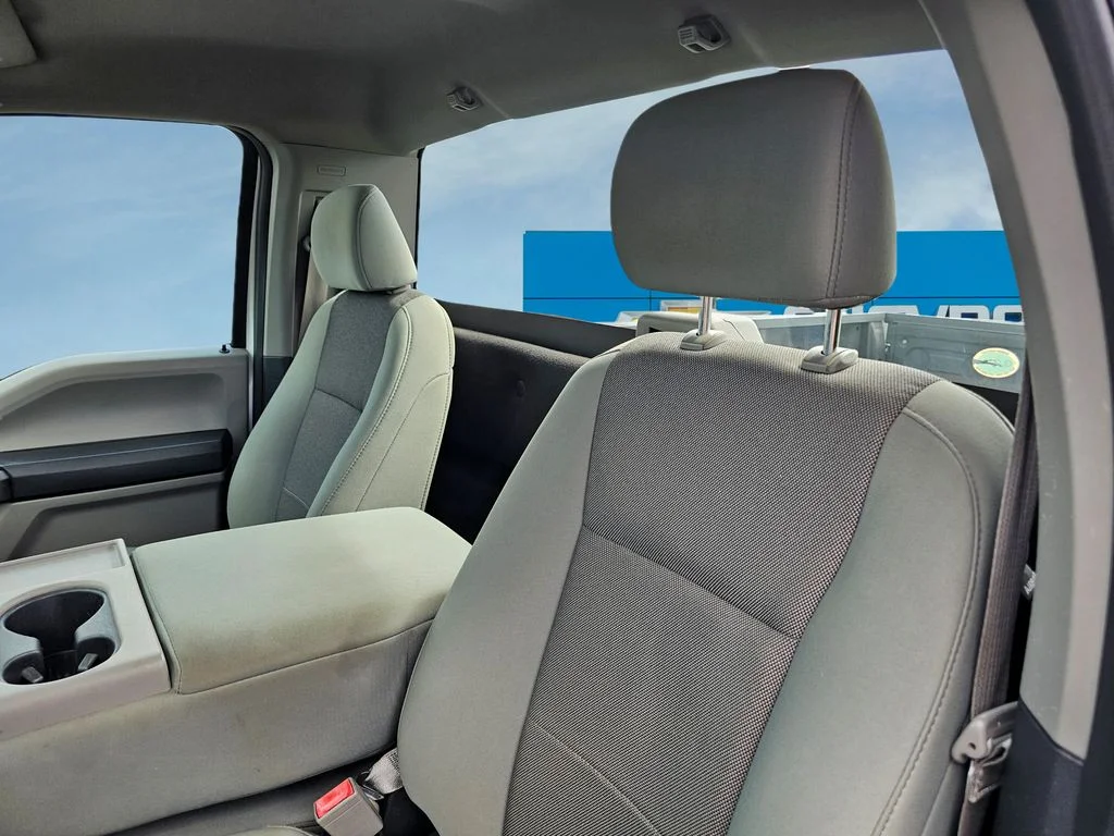 Used 2020 White Ford XL image 18