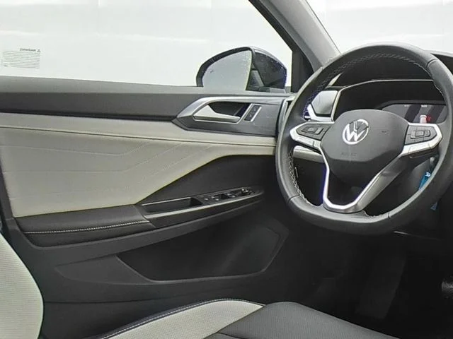 2026 Volkswagen Taos SEL - Photo 33