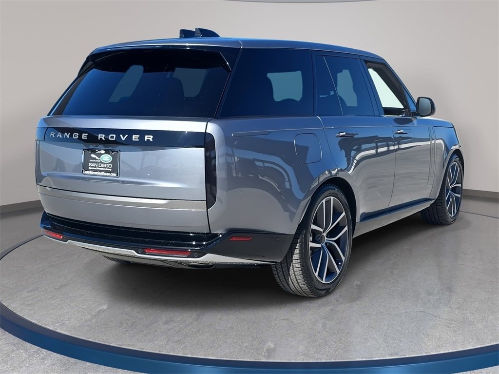 2026 Land Rover Range Rover SE