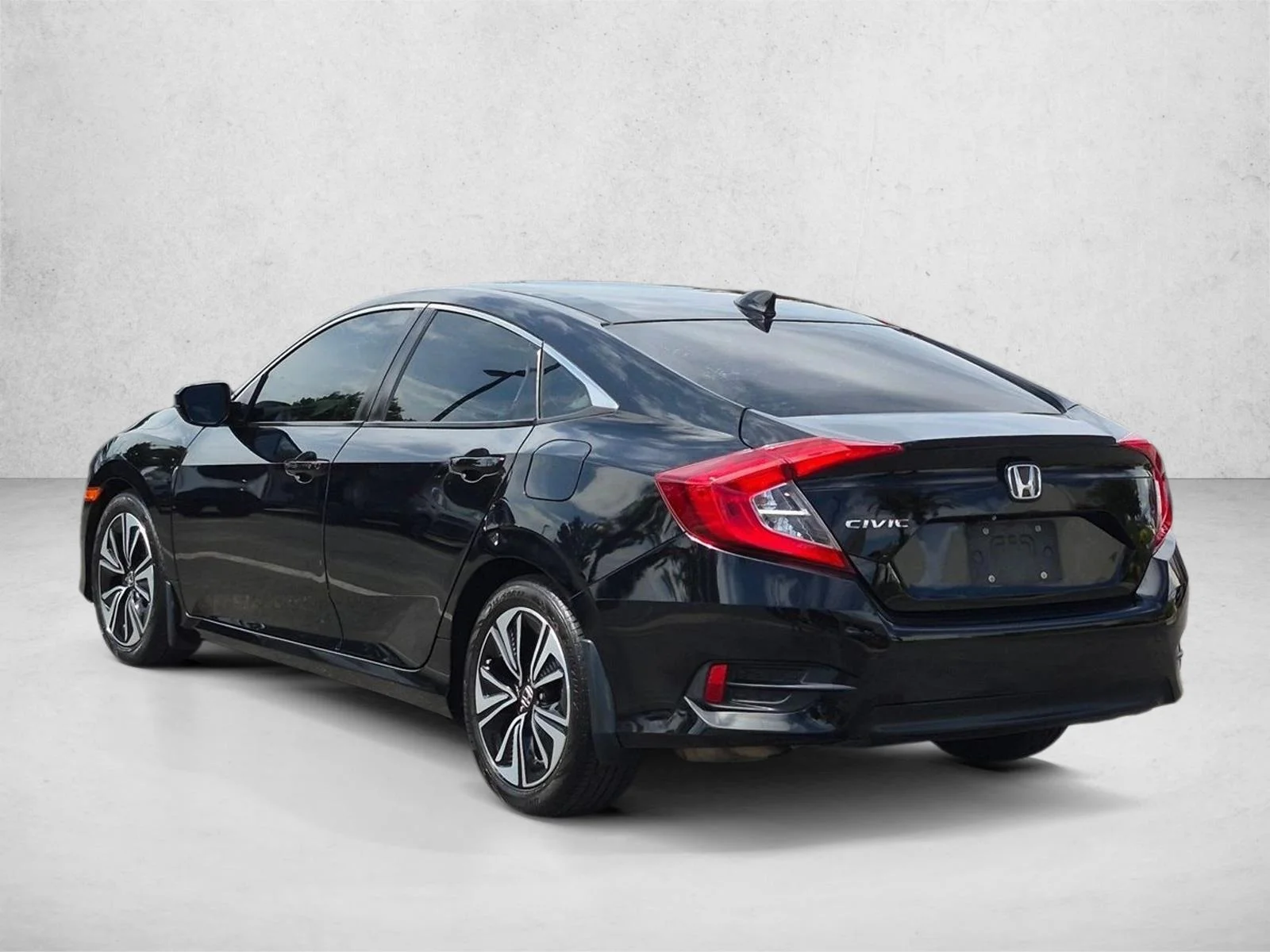 Used 2016 Black Honda EX-L image 8