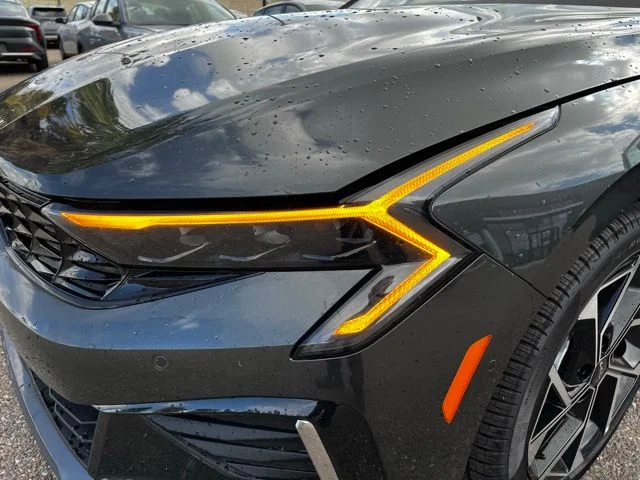 2025 Kia K5 EX - Photo 14