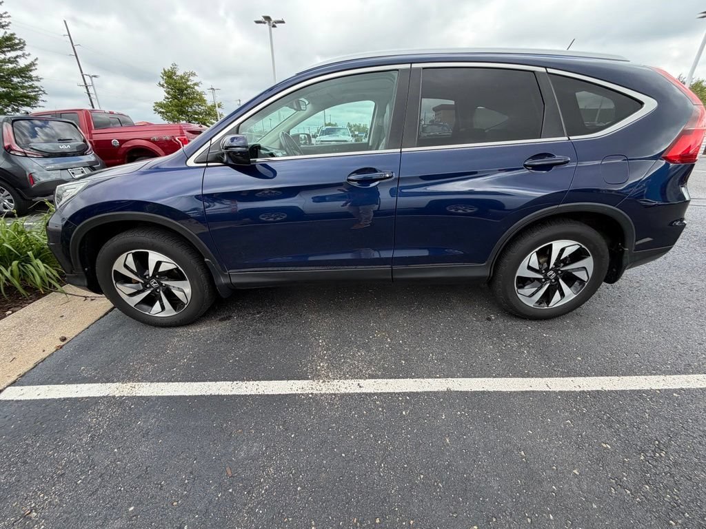 Used 2016 Blue Honda Touring image 5