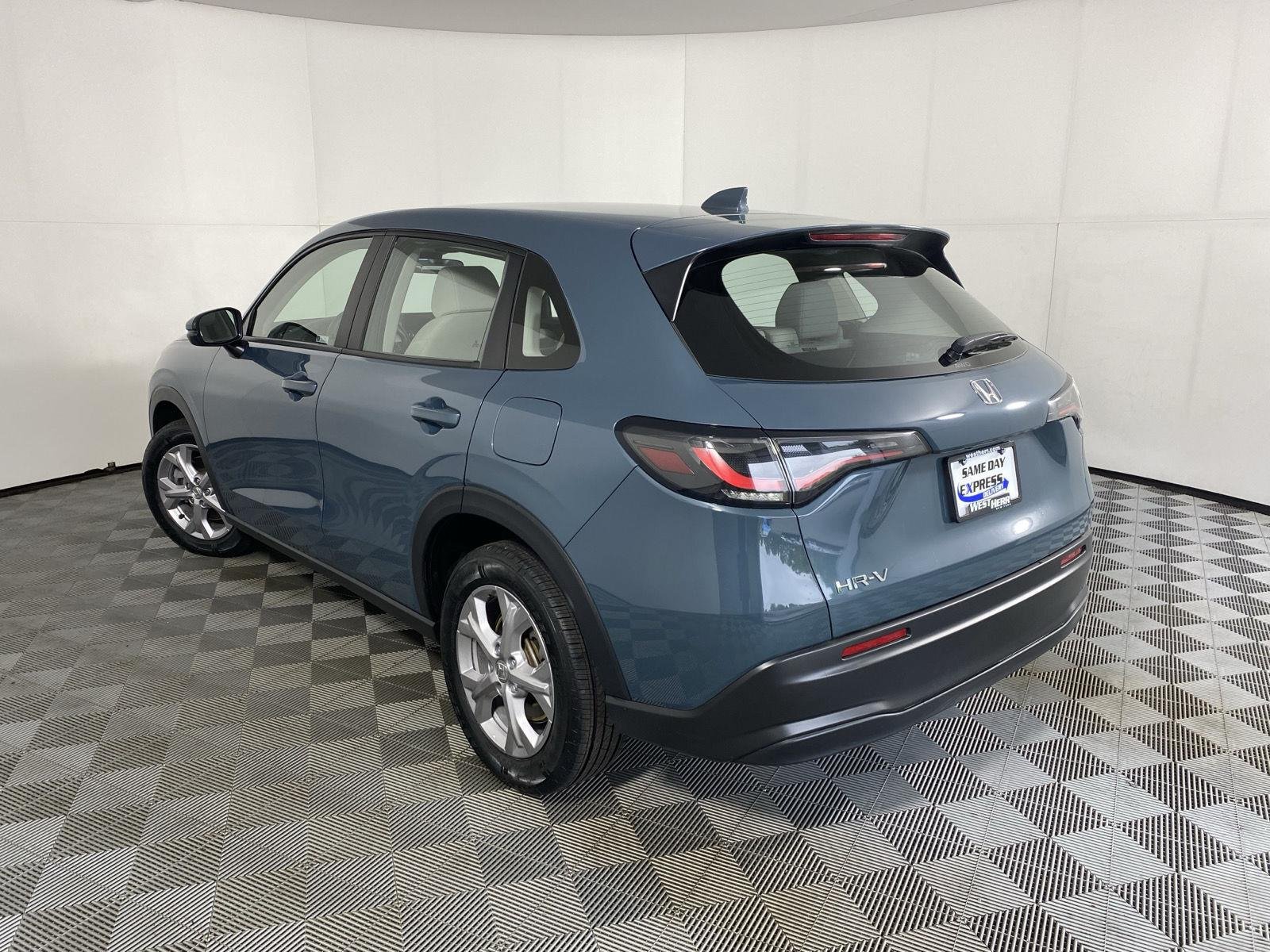 Used 2024 Nordic Forest Pearl Honda LX image 5