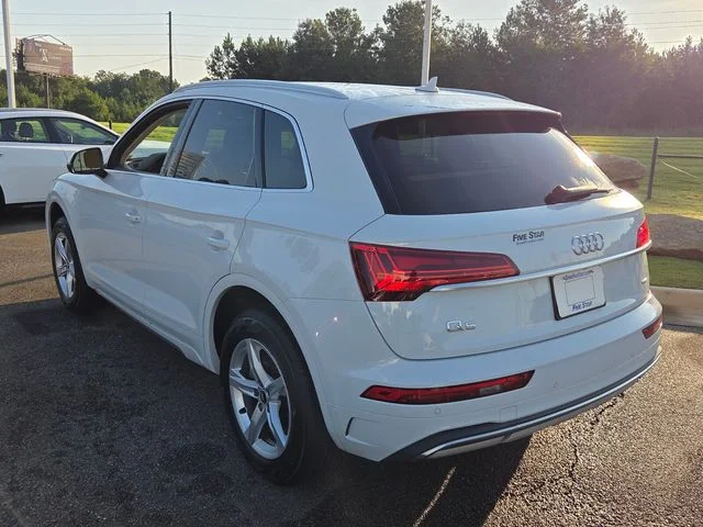 Used 2021 White Audi 45 Premium image 9