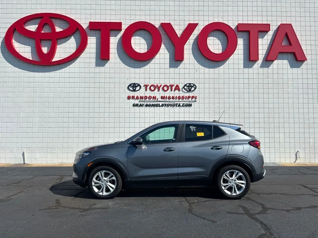 Used 2021 Gray Buick Preferred image 5