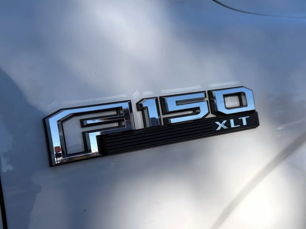 Used 2020 Oxford White Ford XLT image 10