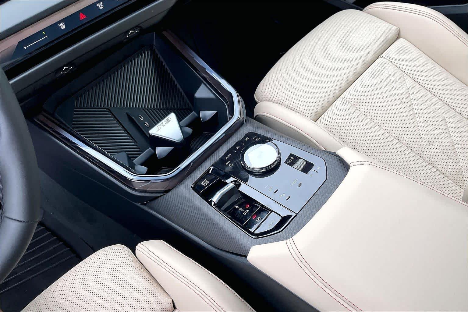 New 2026 Black Sapphire Metallic BMW 30 xDrive image 8
