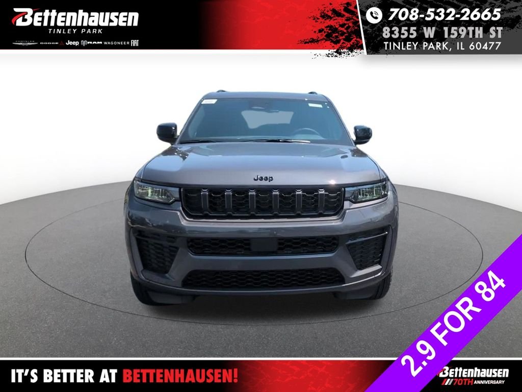 New 2026 Baltic Gray Metallic Clear-Coat Exterior Paint Jeep Limited Reserve image 2