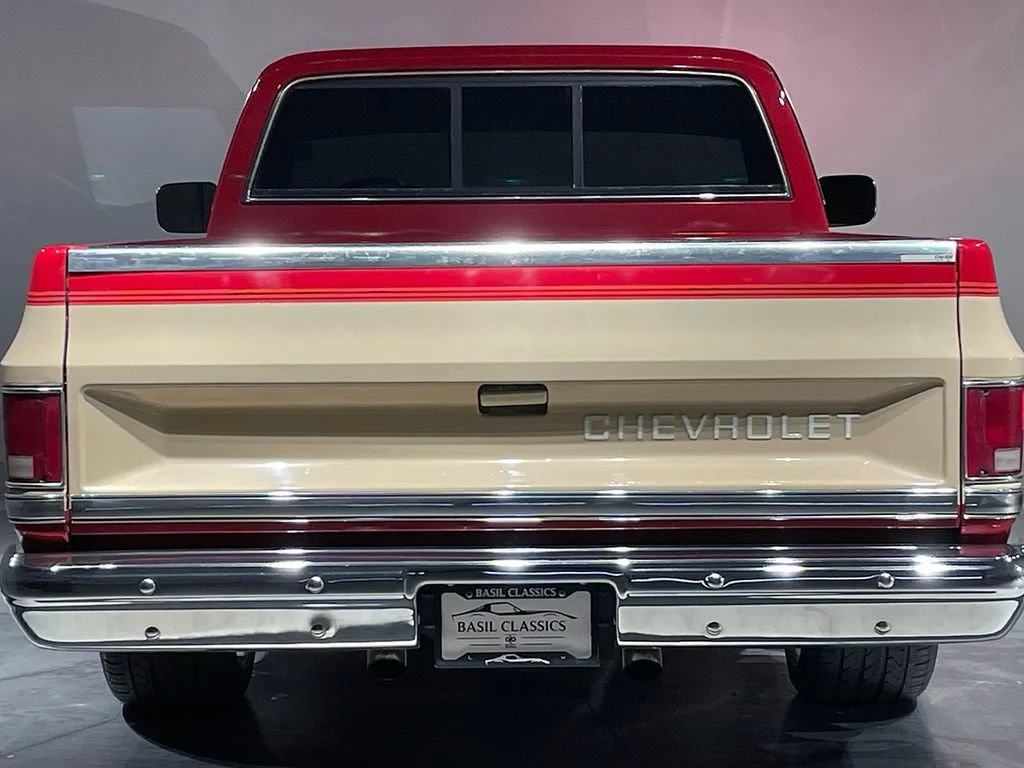 Used 1985  Chevrolet NA image 29