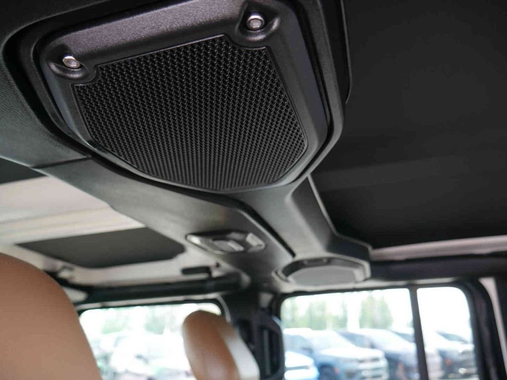 Certified Used 2023 Black Jeep Rubicon image 19