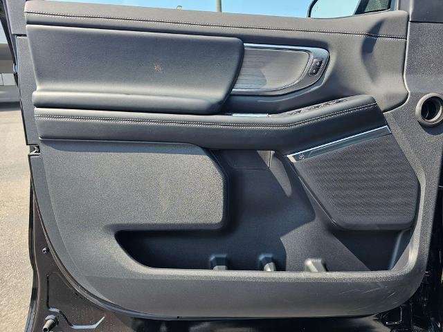 New 2027 Agate Black Metallic Ford MAX Platinum image 59