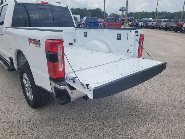 New 2026 Oxford White Ford Lariat image 11