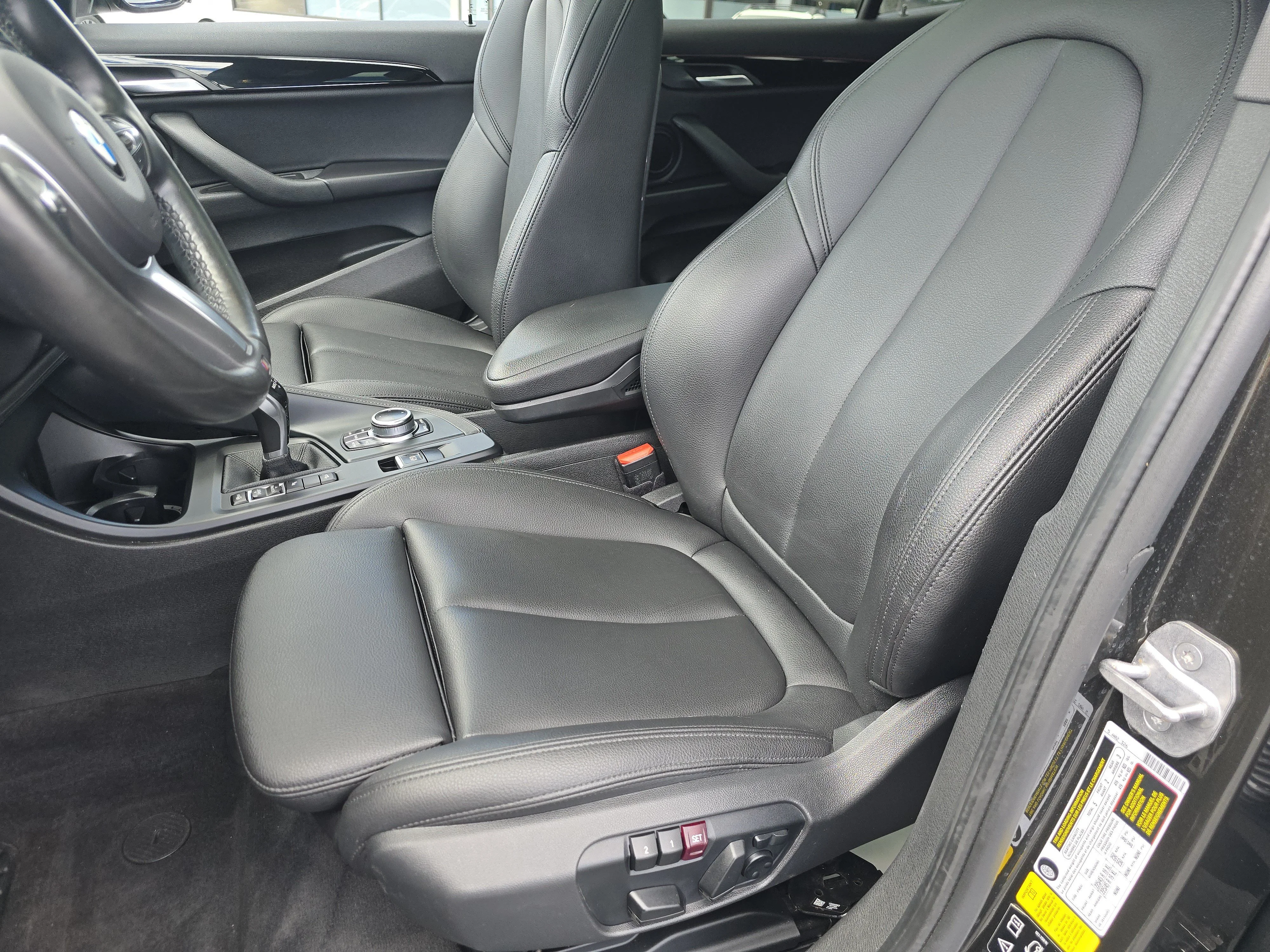 Used 2020 Dark Olive Metallic BMW xDrive28i image 21