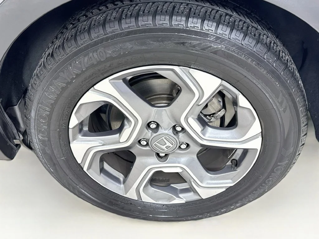 Used 2017 Gray Honda EX-L image 41