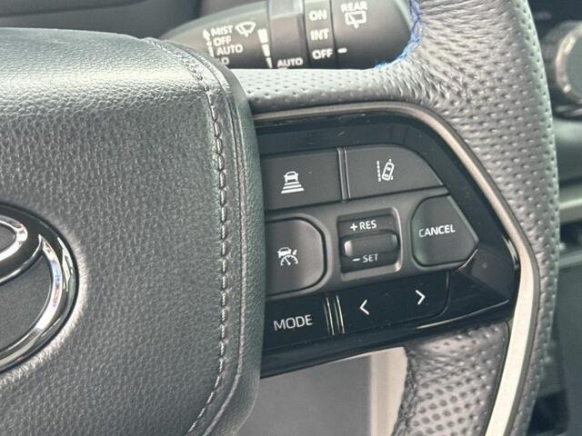 Used 2026 Lunar Rock Toyota Platinum image 19