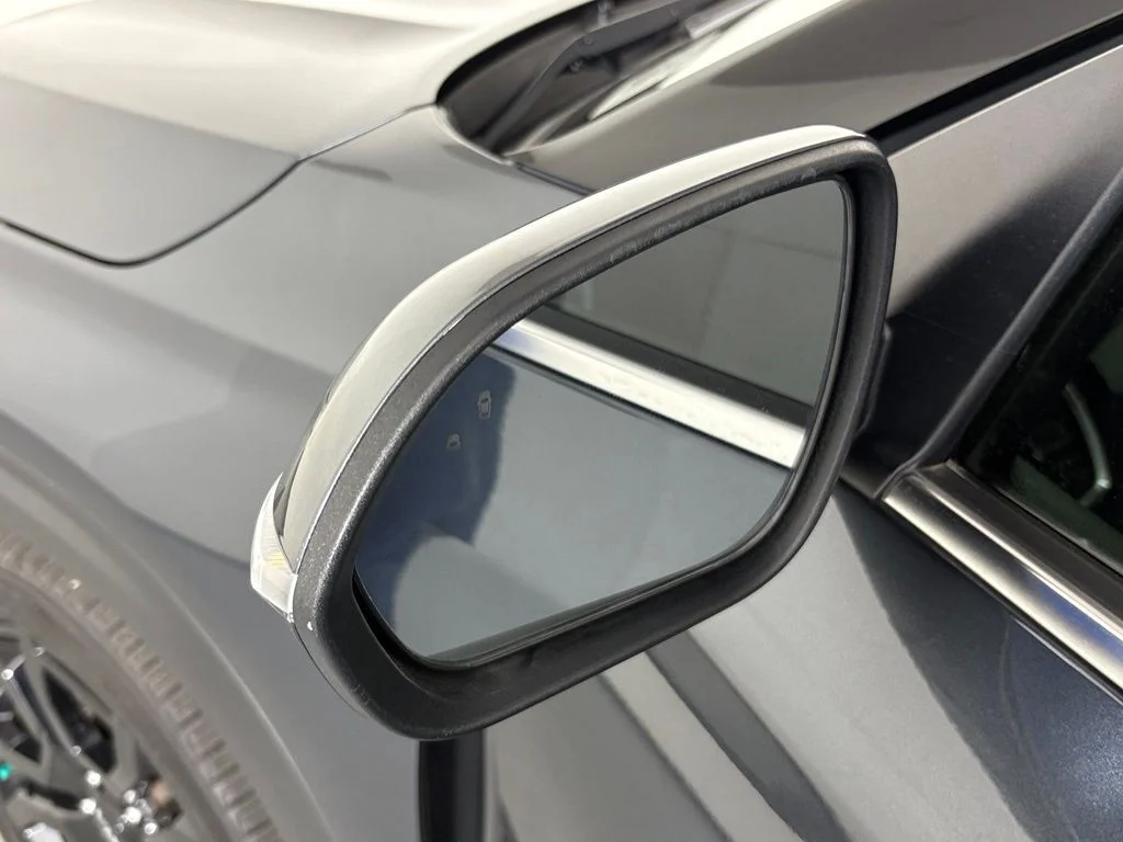 Used 2024 Gray Kia X-Line image 13
