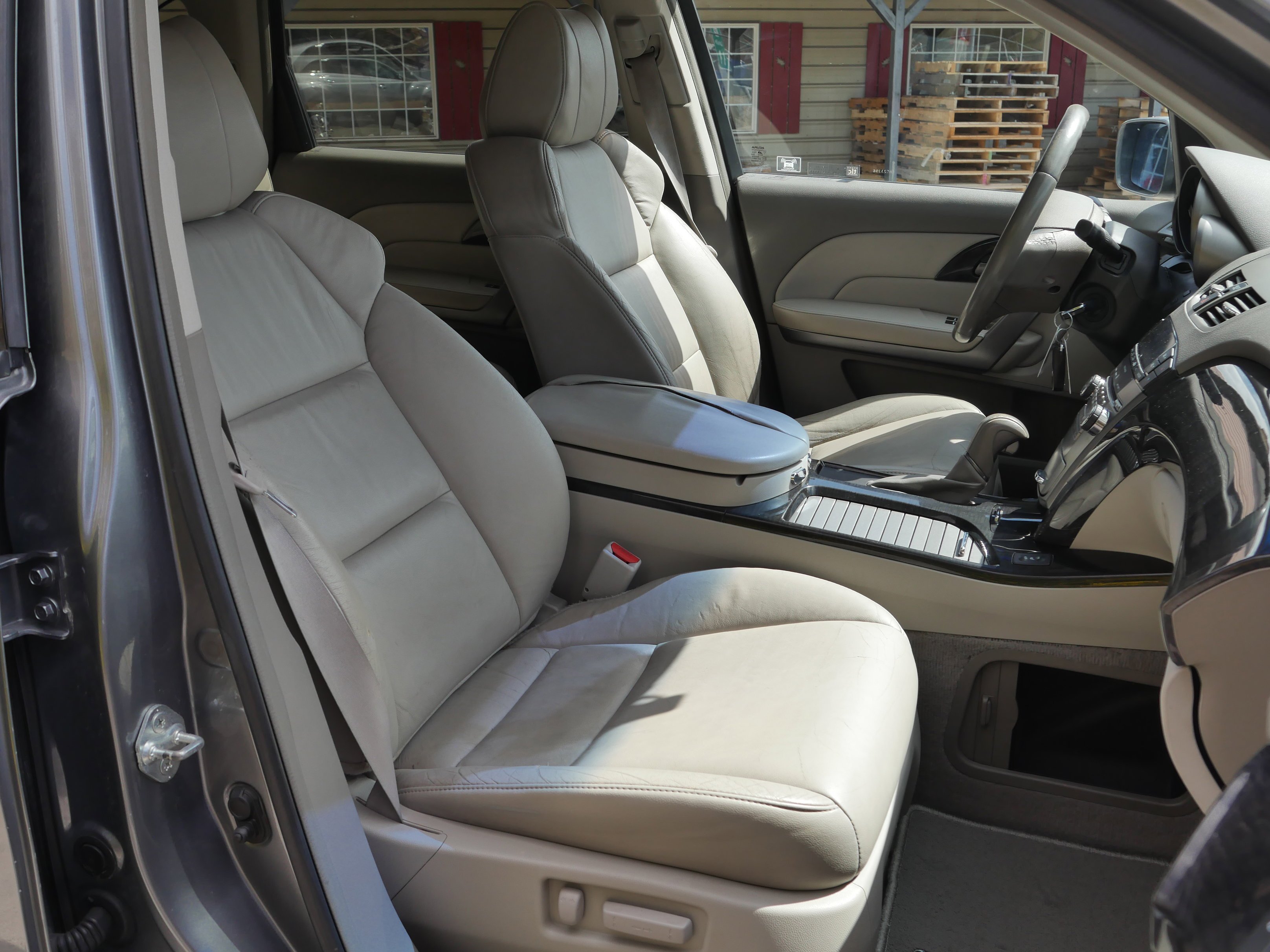 Used 2008 Sterling Gray Metallic Acura  image 26