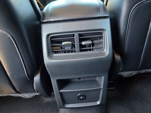 Used 2024 Gray Ford SEL image 9
