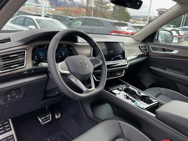 New 2026 Opal White Volkswagen 2.0T SEL Premium R-Line image 3