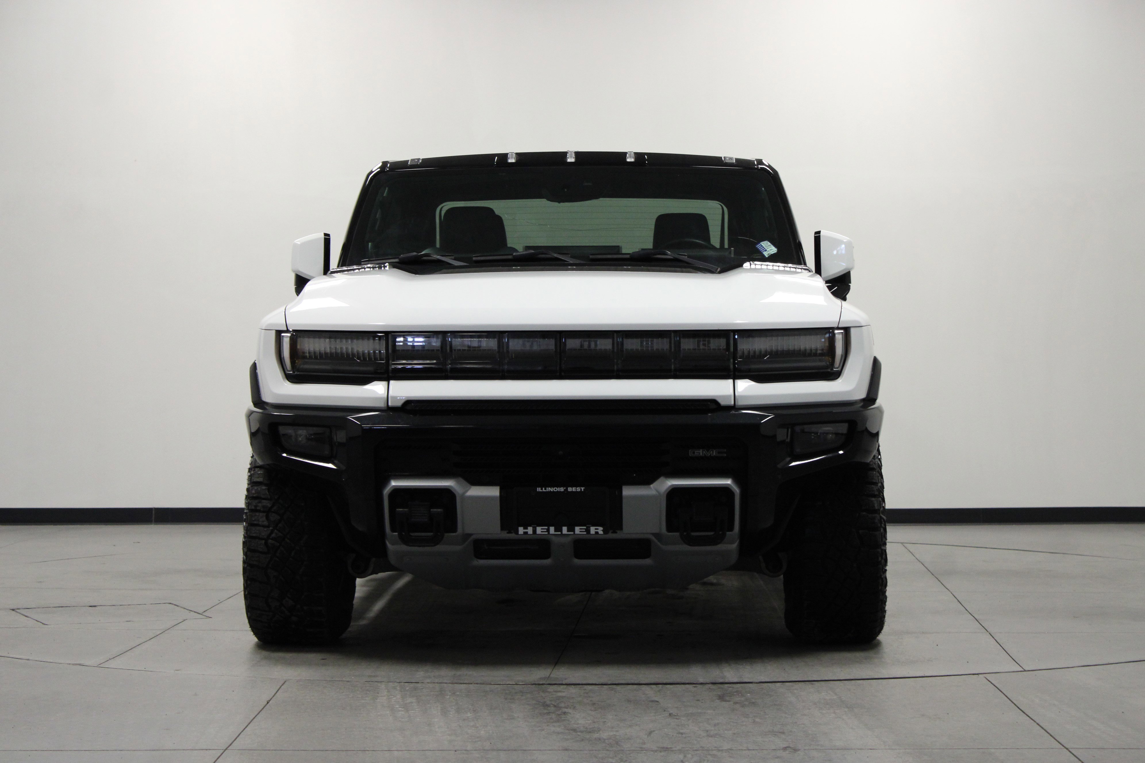 Used 2023 Interstellar White GMC 3X image 9