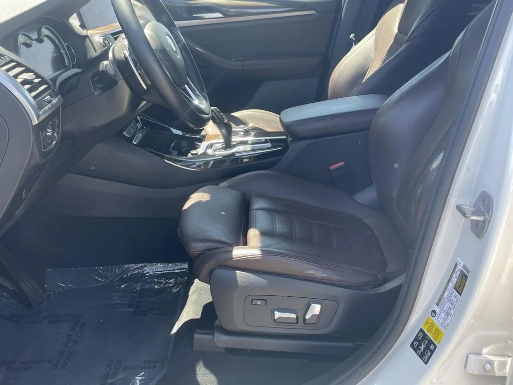 Used 2019 White BMW xDrive30i image 14