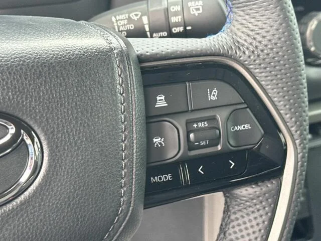 Used 2026 Lunar Rock Toyota Platinum image 19