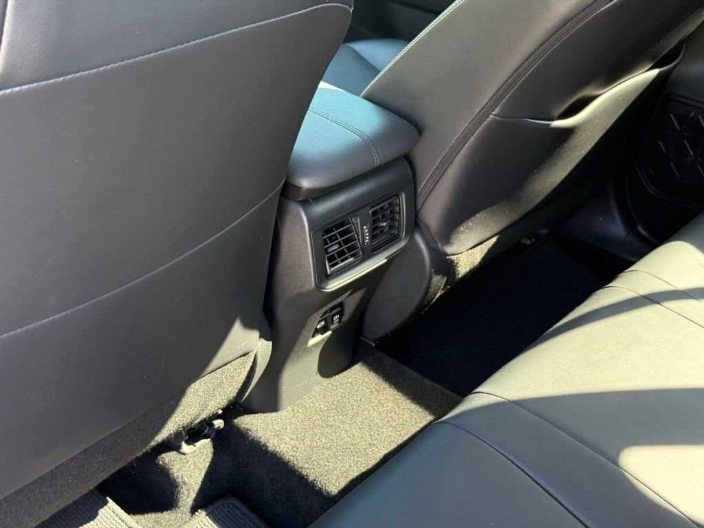 Used 2021 White Toyota XLE Premium image 26