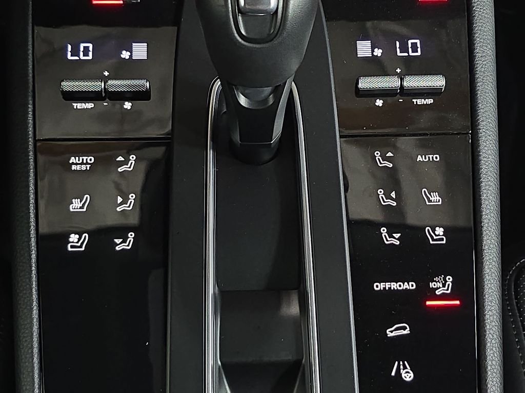 Used 2026 White Porsche  image 19
