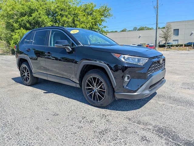 2020 Toyota RAV4 XLE Premium