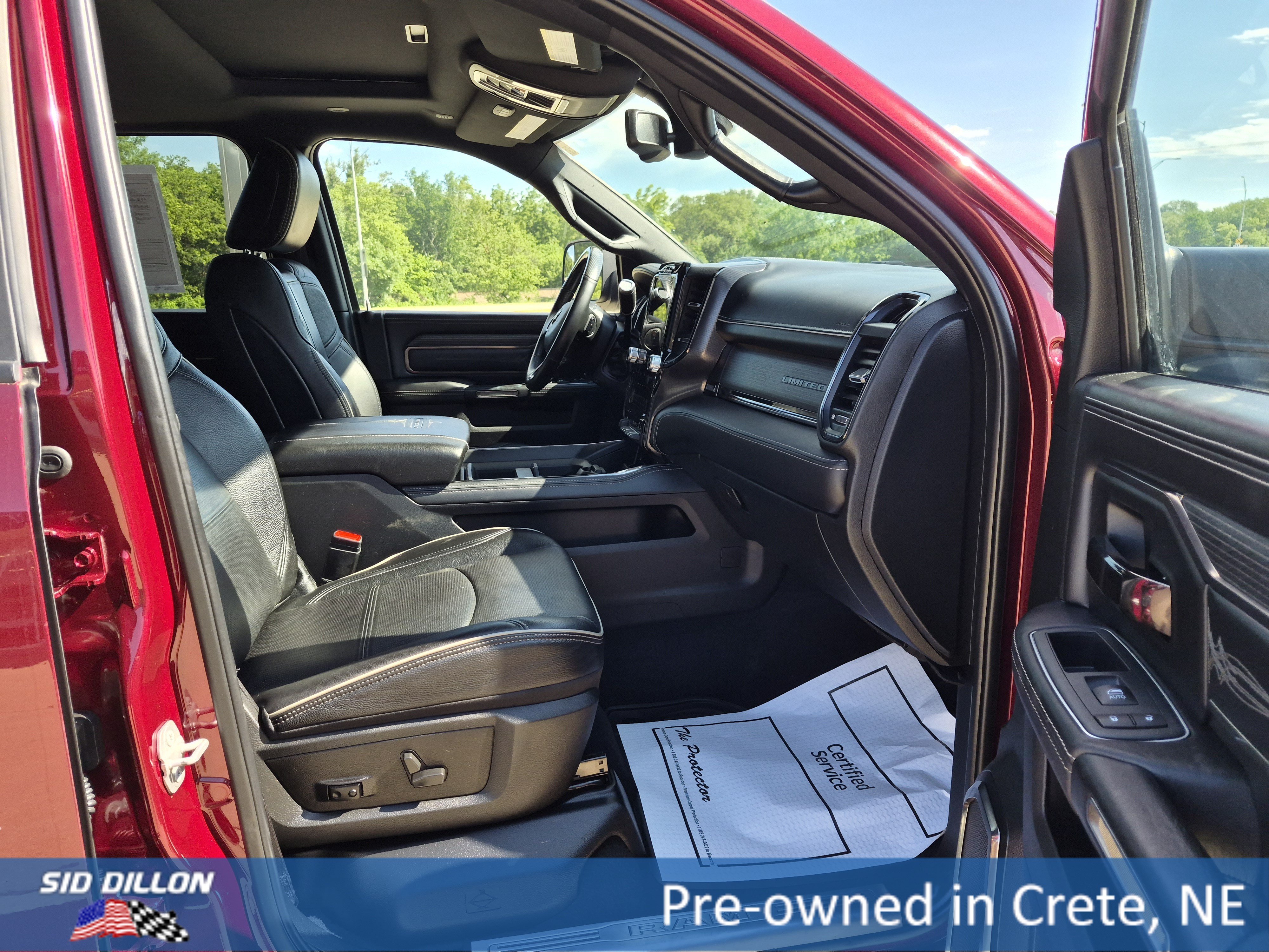 Used 2022 Delmonico Red Pearlcoat Ram Limited image 4