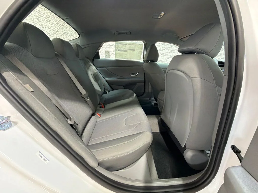 New 2026 Serenity White Hyundai SE image 12