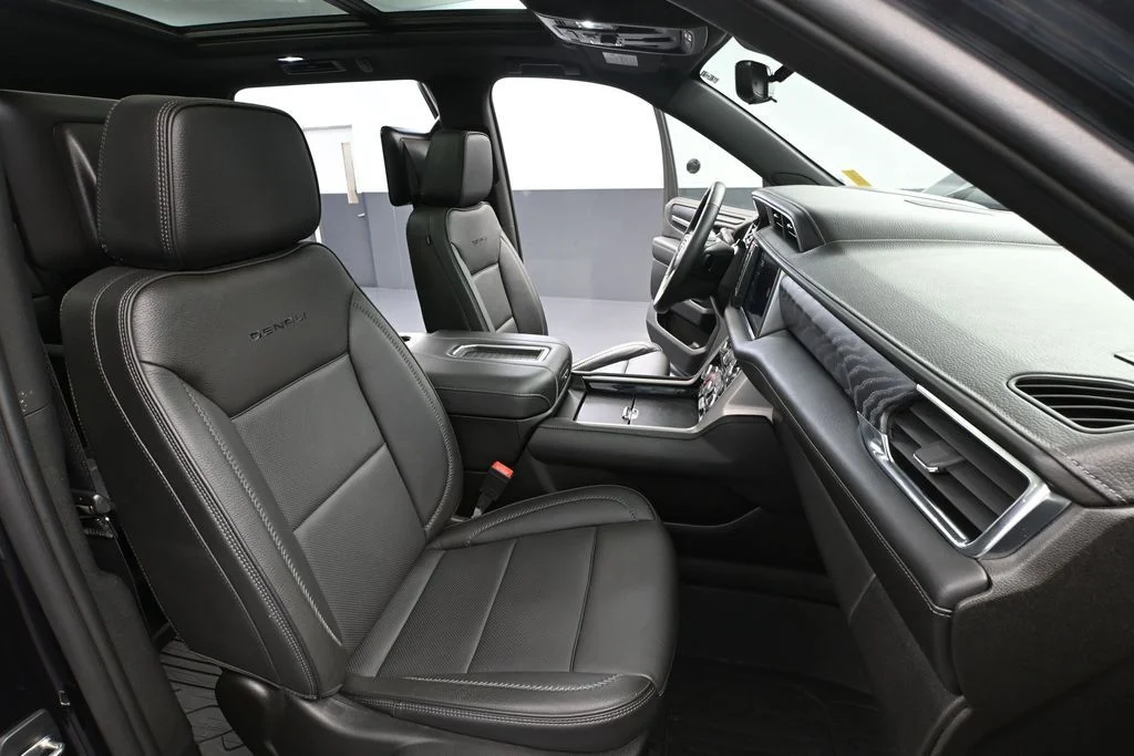 2023 GMC Yukon Denali - Photo 62