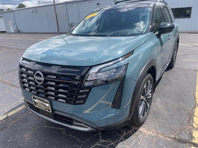 Used 2026 Deep Ocean Blue Pearl Nissan Platinum image 1