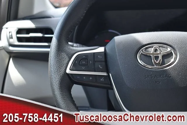Used 2023 Gray Toyota XLE image 33
