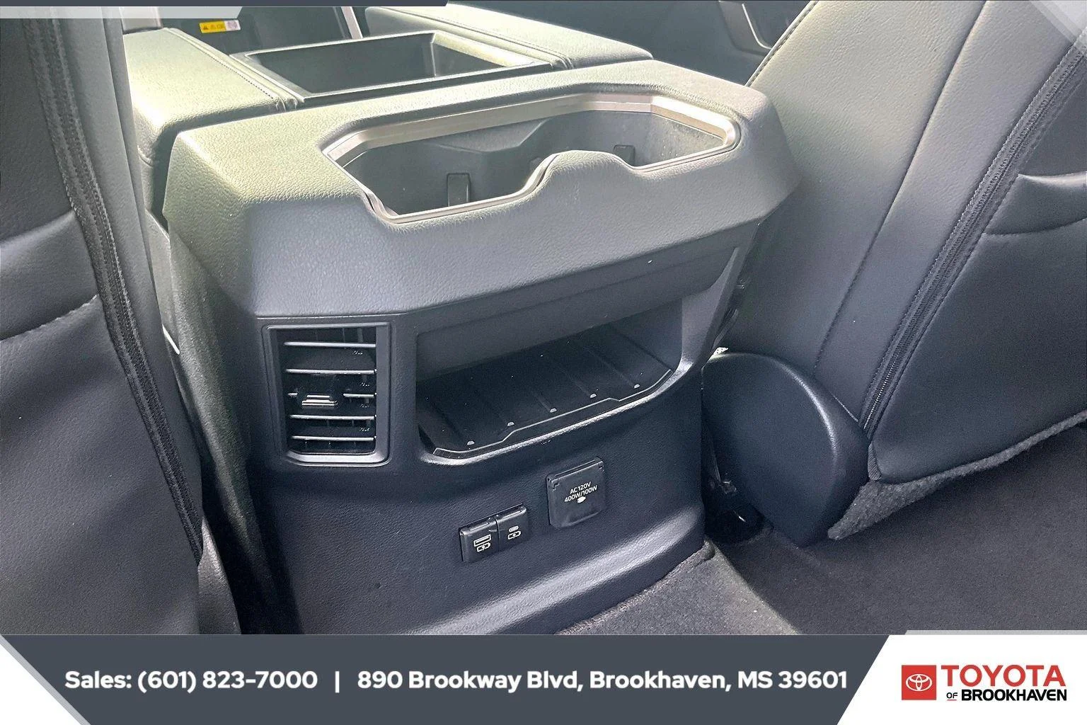 Used 2024 Wind Chill Pearl Toyota Limited Hybrid image 24
